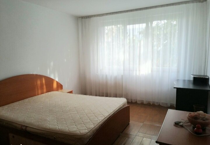 Titan, Jean Steriadi,